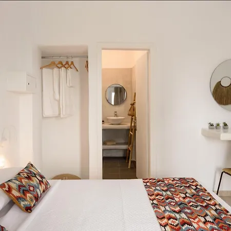 Гостевой дом Cal Day Santorini 4*