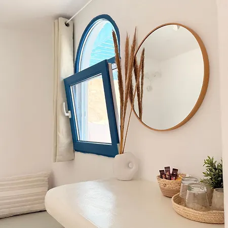 Cal Day Santorini 招待所 佩里萨