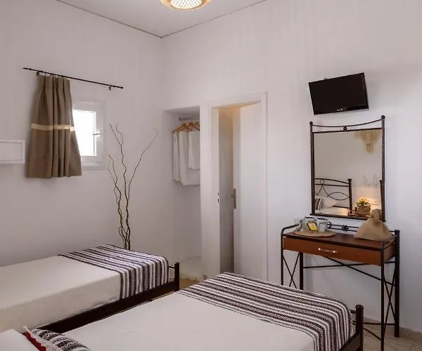 Cal Day Santorini بيريسا