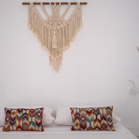 Cal Day Santorini Konukevi Perissa (Santorini)