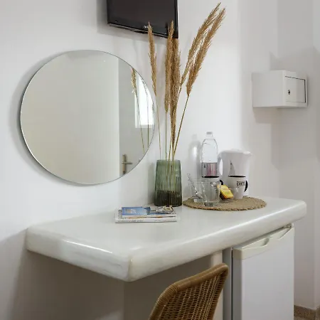 Cal Day Santorini Konukevi 4*